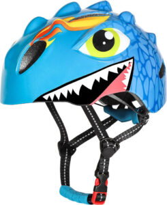 Blauer Kinderhelm mit Drachenmotiv und schwarzen Riemen.