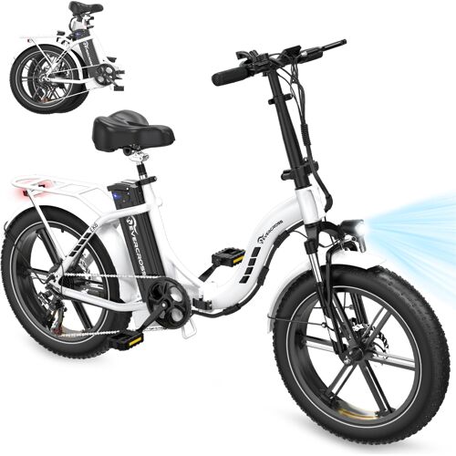 Weißes klappbares E-Bike mit Scheinwerfer und robusten Reifen.