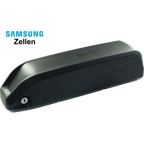 Schwarzer E-Bike-Akku mit Samsung-Zellen auf weißem Hintergrund.