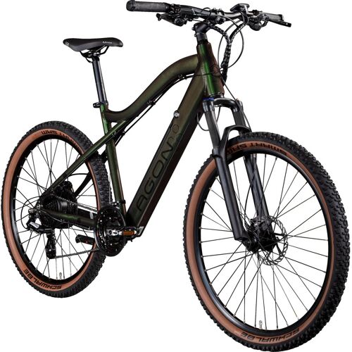 Modernes Mountainbike mit robustem Rahmen und breiten Reifen. Modernes Mountainbike mit robustem Rahmen und breiten Reifen.