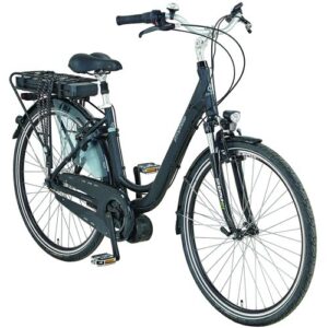 Schwarzes E-Bike mit tiefem Einstieg, Batterie und Schutzblechen.