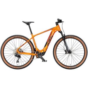 Orangefarbenes elektrisches Mountainbike mit dicken Reifen und schwarzem Lenker.